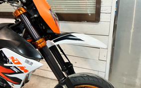 KTM 690 SMC 2014 LST40