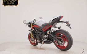 TRIUMPH STREET TRIPLE RX 2026