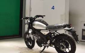 YAMAHA XSR125 1983 RE46J