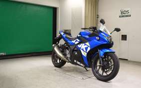SUZUKI GSX250 R 2025