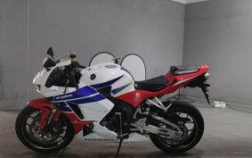 HONDA CBR600RR 2015 PC40