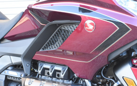 HONDA GL 1800 GOLD WING TOUR DCT 2025 SC79