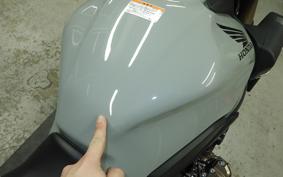 HONDA CB650R E-Clutch 2024 RH17