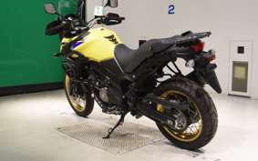 SUZUKI DL650 ( V-Strom 650 ) XTA 2023 C733M