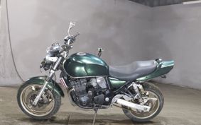 SUZUKI INAZUMA 400 GK7BA