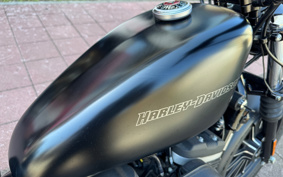 HARLEY XL883N 2010 LE2