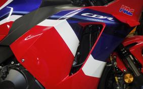 HONDA CBR600RR 2023 PC40
