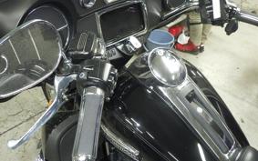 HARLEY FLHTCUTG 1870 2019