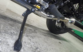 TRIUMPH BONNEVILLE T100 2013