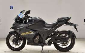 SUZUKI ｼﾞｸｻｰ250SF ED22B