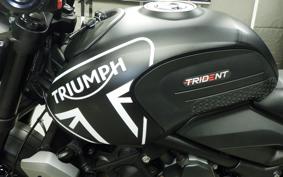 TRIUMPH TRIDENT 660 2021