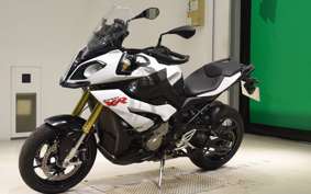BMW S1000XR 2016