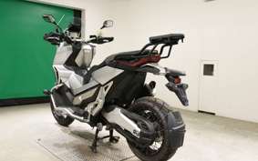 HONDA X-ADV 750 2017 RC95