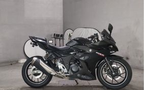 SUZUKI GSX250 R DN11A