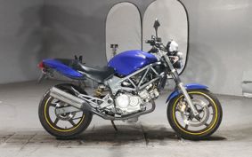 HONDA VTR 250 MC33