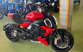 DUCATI DIAVEL V4 2023 3G00