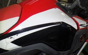 HONDA CRF1000L AFRICA TWIN 2016 SD04