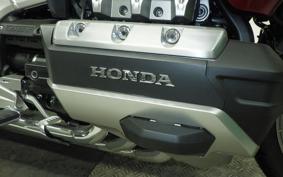 HONDA GL 1800 GOLD WING TOUR DCT 2018 SC79