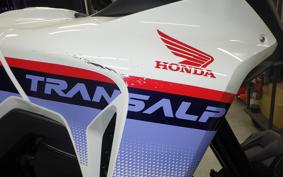 HONDA TRANSALP XL750 2024 RD16