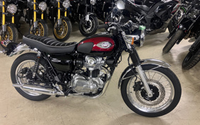 KAWASAKI W800 2025