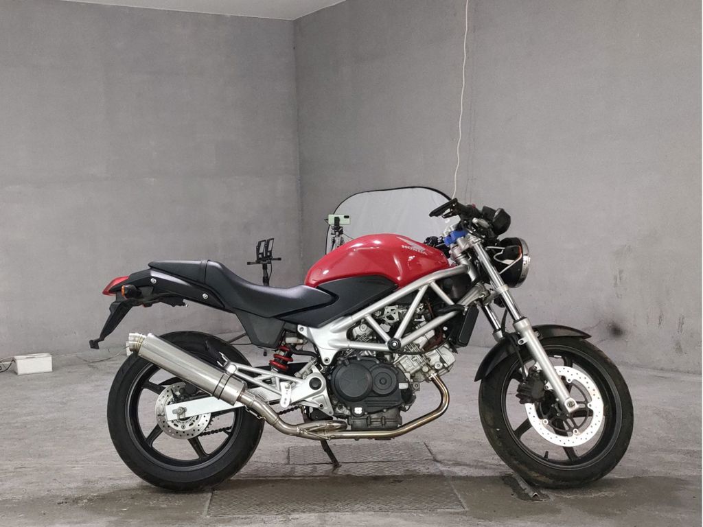 Фото Honda VTR 250 2010 с японского аукциона
