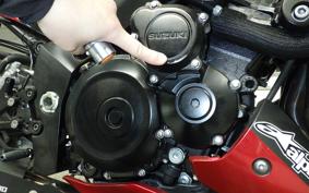 SUZUKI GSX-S1000 2015