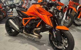 KTM 1390 SUPER DUKE R EVO V3940