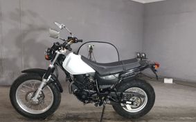 YAMAHA TW225 DG09J