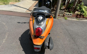 SYM UMI 100
