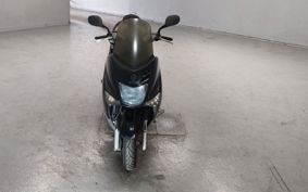 YAMAHA MAJESTY 125 SE27