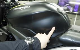 TRIUMPH STREET TRIPLE RS 2022