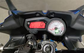 YAMAHA FEATHER8 RN25