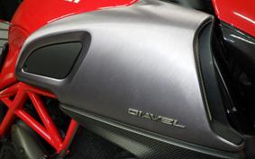 DUCATI DIAVEL 2013