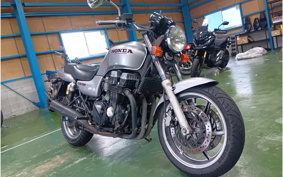 HONDA CB750L TRAINING CAR 2010 RC42