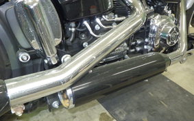HARLEY FXSB 1580 2015