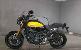 YAMAHA XSR900 RN46J