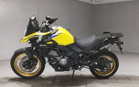 SUZUKI DL650 ( V-Strom 650 ) 2022 C733M