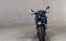 SUZUKI GSX-8R EM1AA