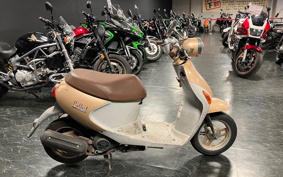 SUZUKI LETS4 CA41A