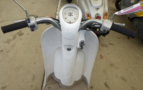 HONDA CREA SCOOPY