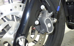 HARLEY XL883N 2015