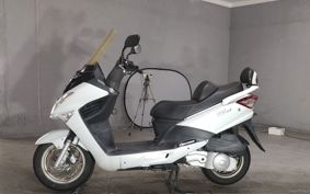 SYM RV125i ..