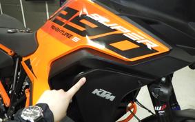 KTM 1290 SUPER ADVENTURE S 2024