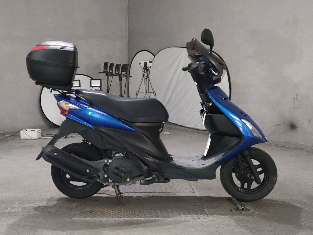 Фото Suzuki ADDRESS V125 с японского аукциона