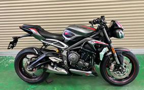 TRIUMPH  TRIUMPH  STREET  TRIPLE RS 2019 HDA554