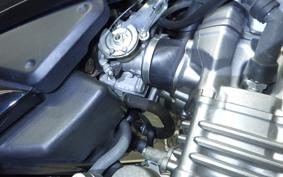 SUZUKI GSR250 2015