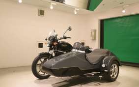 TRIUMPH BONNEVILLE サイドカ- 2010