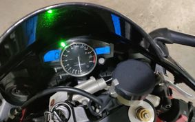 YAMAHA YZF-R1 RN13