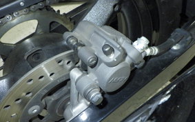 SUZUKI GSR250