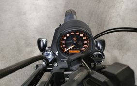 HARLEY XL883N 2014 LE2
